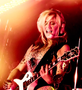 Kesha / Author: eskimo_jo 04-2011 / CC BY-SA (https://creativecommons.org/licenses/by-sa/2.0/deed.en)