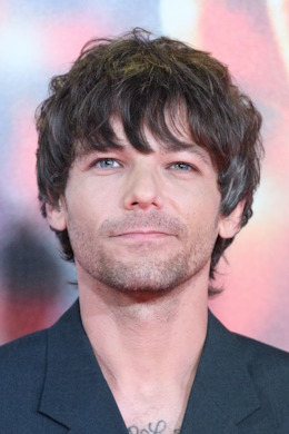 Louis Tomlinson / Author: Joanne Davidson 09-2023 / CC BY-SA (https://creativecommons.org/licenses/by/4.0/deed.en)