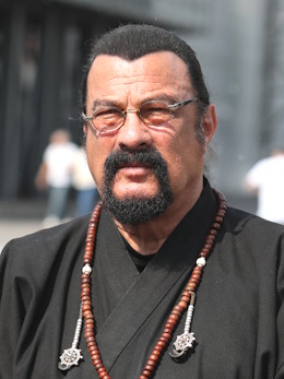 Steven Seagal / Author: Svklimkin 06/2024 / CC BY-SA (https://creativecommons.org/licenses/by/4.0/deed.en)